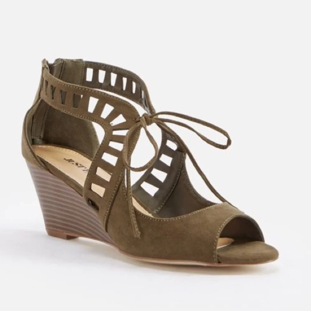 JustFab Deanna Olive Green Cutout Peep Toe Wedge Sandals Size 8.5